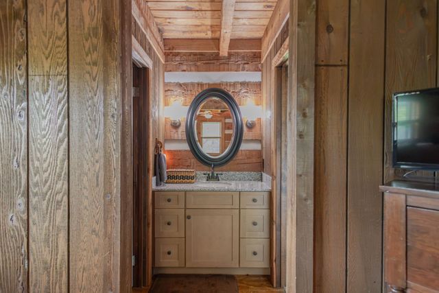 391 Bluestocking Hollow Rd, Shelbyville, TN 37160