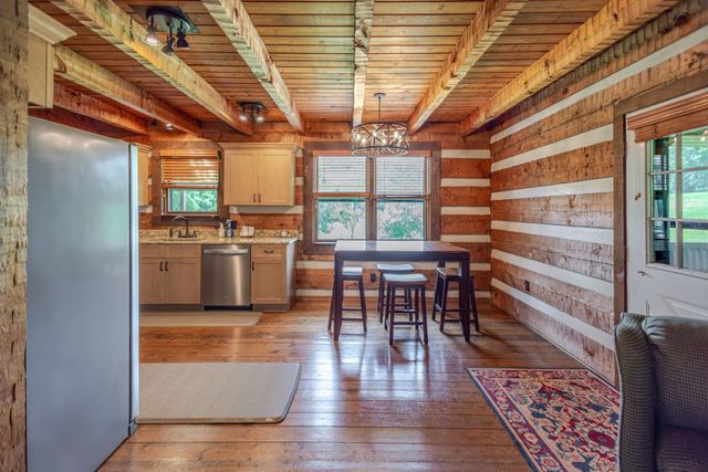 391 Bluestocking Hollow Rd, Shelbyville, TN 37160