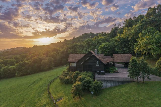 391 Bluestocking Hollow Rd, Shelbyville, TN 37160