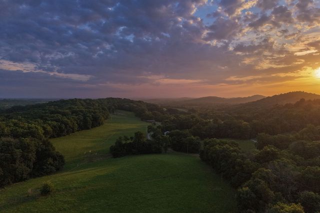 391 Bluestocking Hollow Rd, Shelbyville, TN 37160