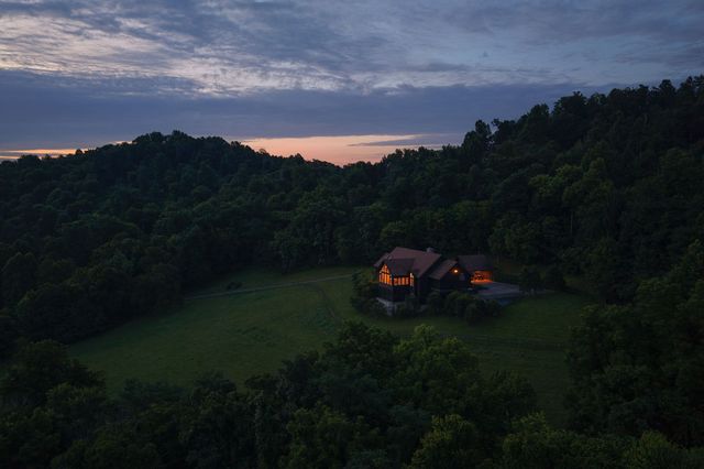 391 Bluestocking Hollow Rd, Shelbyville, TN 37160