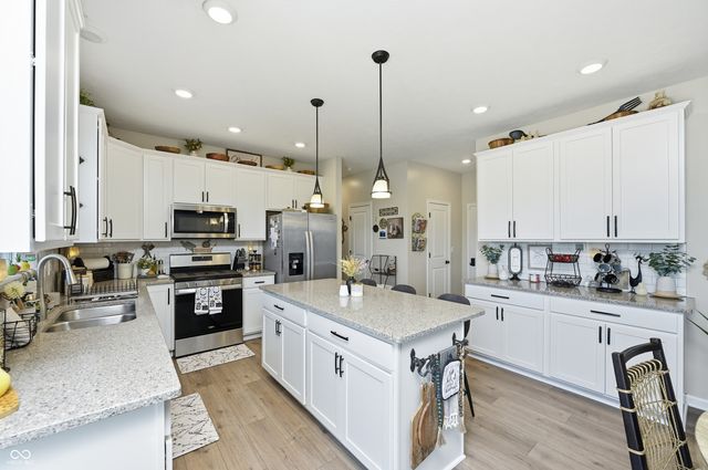 70 Freeman Street, Whiteland, IN 46184