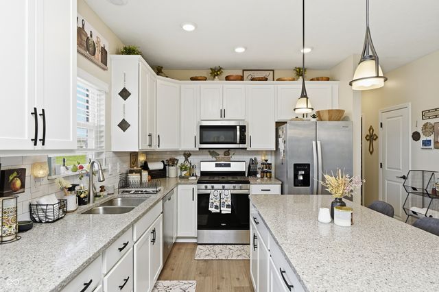 70 Freeman Street, Whiteland, IN 46184