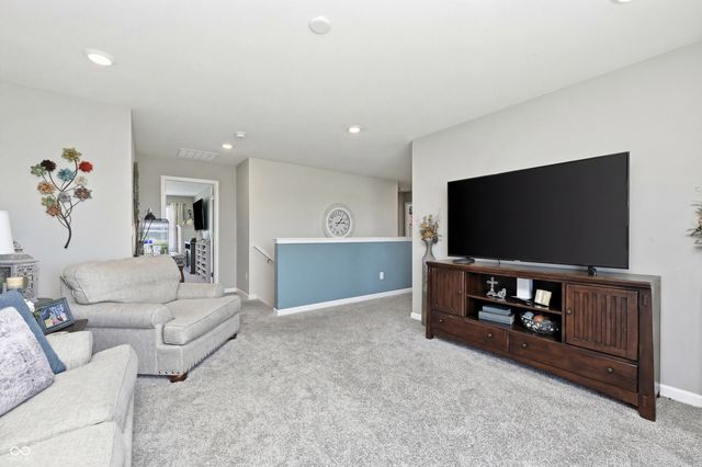 70 Freeman Street, Whiteland, IN 46184