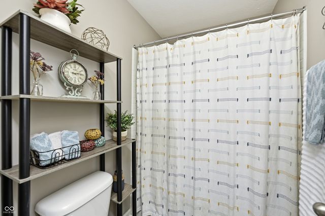 70 Freeman Street, Whiteland, IN 46184