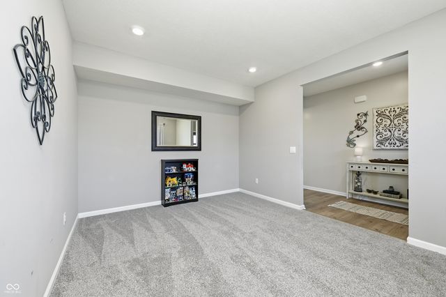 70 Freeman Street, Whiteland, IN 46184