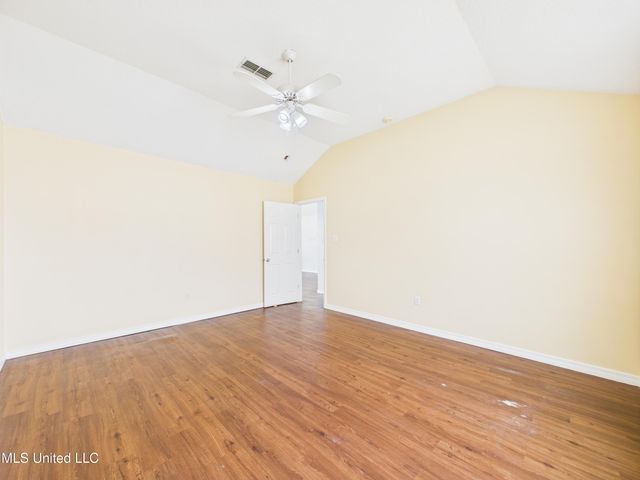 6700 Dove Lane, Ocean Springs, MS 39564