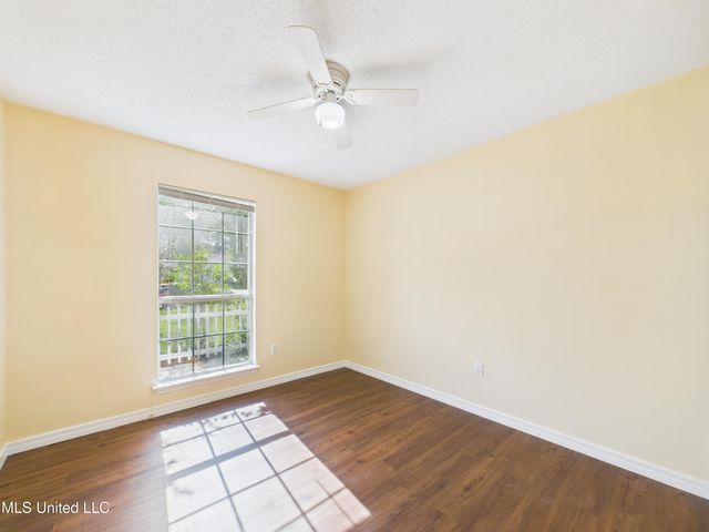 6700 Dove Lane, Ocean Springs, MS 39564