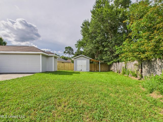 6700 Dove Lane, Ocean Springs, MS 39564