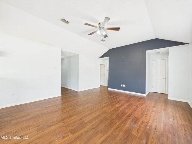 6700 Dove Lane, Ocean Springs, MS 39564