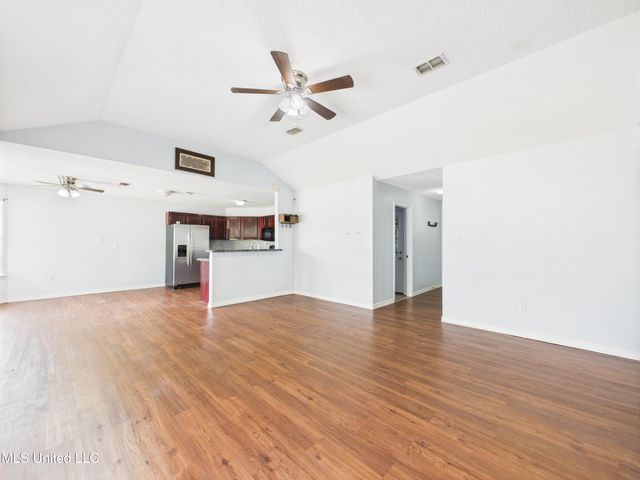 6700 Dove Lane, Ocean Springs, MS 39564