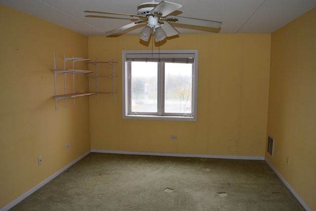 6801 N Milwaukee Avenue 404, Niles, IL 60714