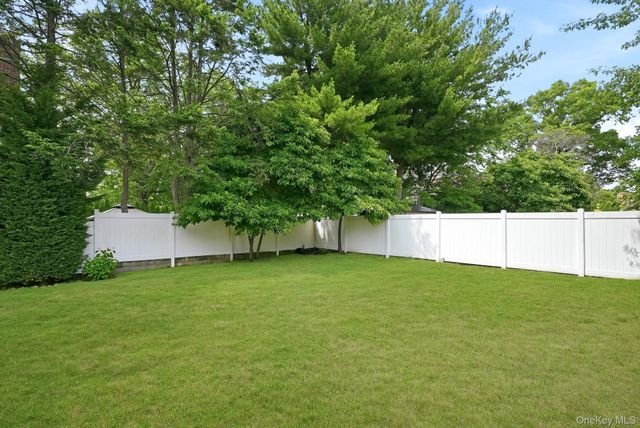 95 Vernon Avenue, Yonkers, NY 10704