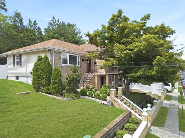 95 Vernon Avenue, Yonkers, NY 10704