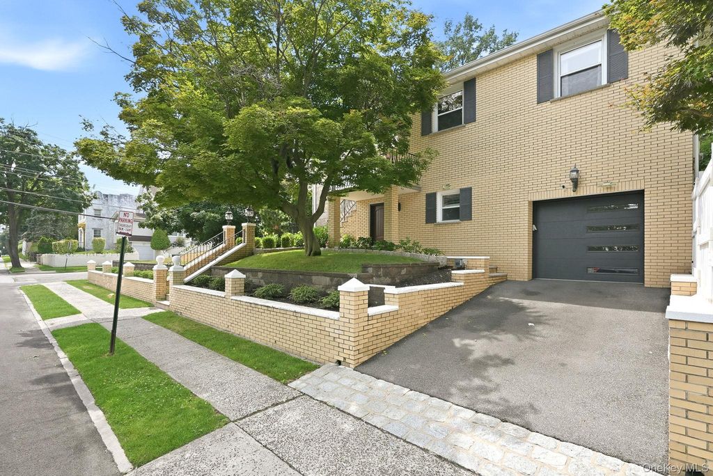 95 Vernon Avenue, Yonkers, NY 10704