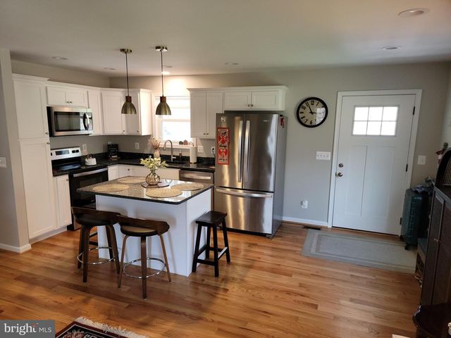 538 BLACK TWIG RD, Linden, VA 22642