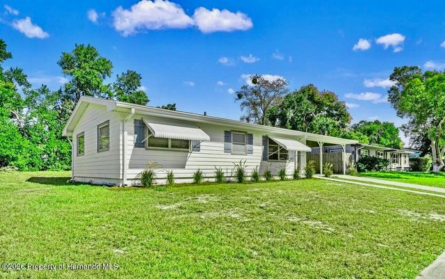 4554 Essex Lane, Spring Hill, FL 34606