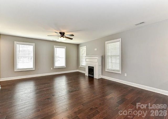 704 N Main Street, Mooresville, NC 28115