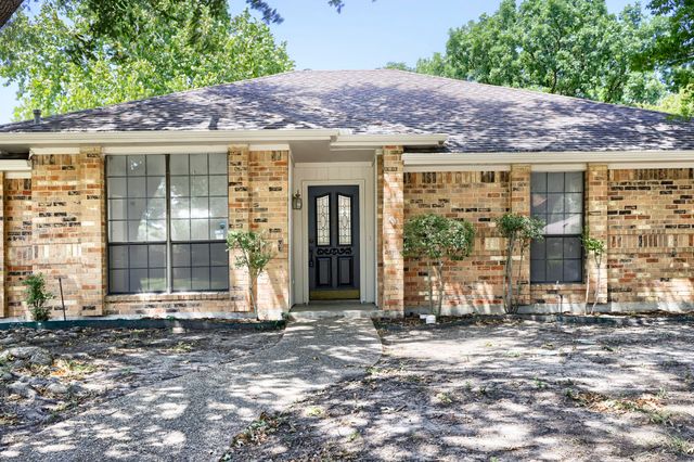 734 Swallow Drive, Coppell, TX 75019
