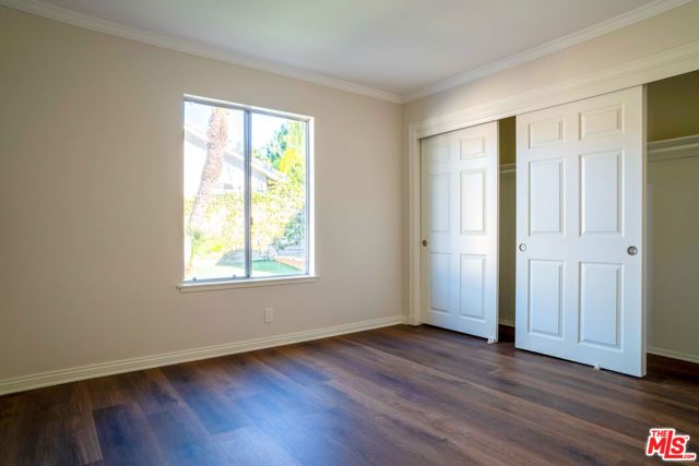 233 Longfellow Street, Thousand Oaks, CA 91360