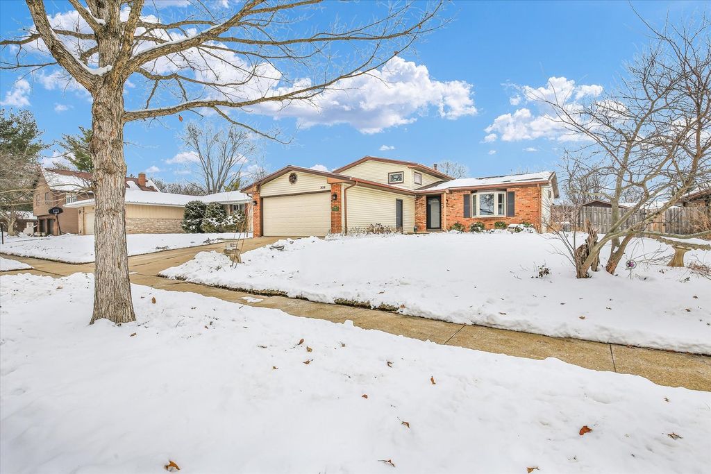 308 E Willard Street, Urbana, IL 61801