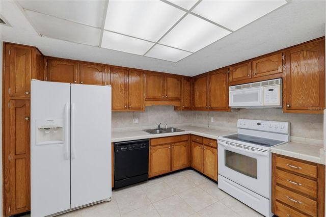 675 S GULFVIEW BOULEVARD 206, Clearwater Beach, FL 33767