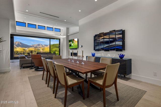 37200 N CAVE CREEK Road 2108, Scottsdale, AZ 85262