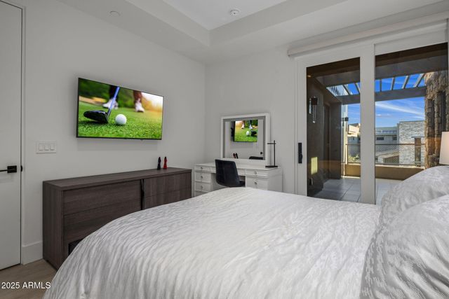 37200 N CAVE CREEK Road 2108, Scottsdale, AZ 85262