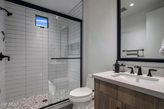 37200 N CAVE CREEK Road 2108, Scottsdale, AZ 85262