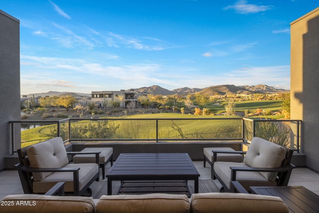 37200 N CAVE CREEK Road 2108, Scottsdale, AZ 85262