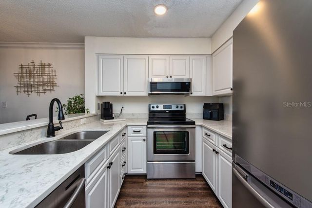 2400 FEATHER SOUND DRIVE 832, Clearwater, FL 33762