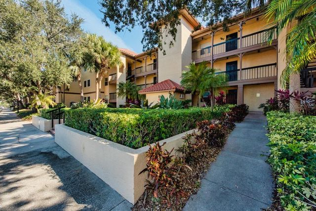 2400 FEATHER SOUND DRIVE 832, Clearwater, FL 33762