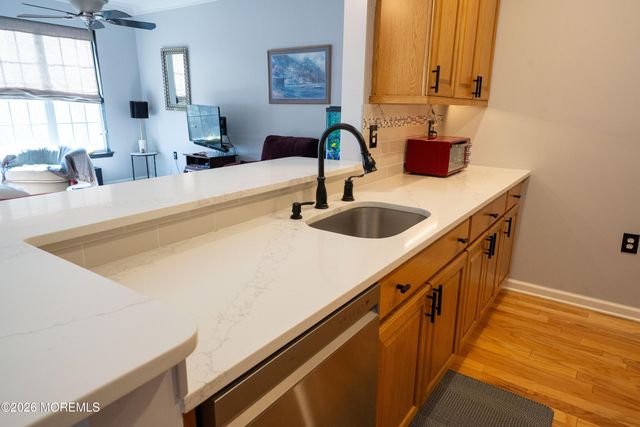 422 Sophee Lane, Lakewood, NJ 08701