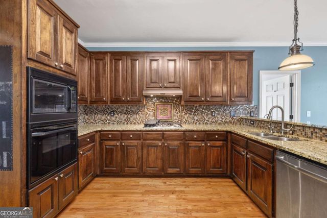 1041 Bonaventure Way, Lawrenceville, GA 30044