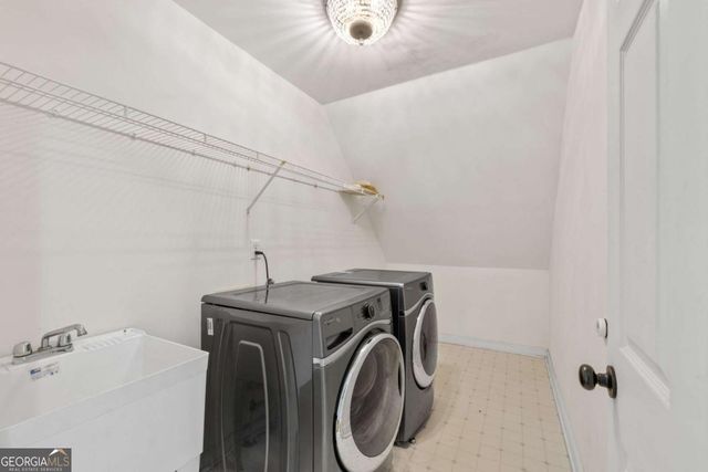 1041 Bonaventure Way, Lawrenceville, GA 30044