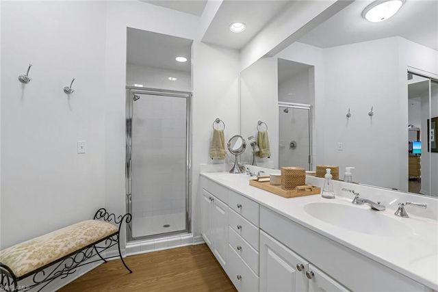 410 Flagship DR # 1101, Naples, FL 34108