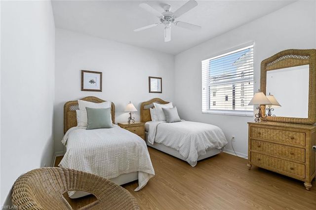 410 Flagship DR # 1101, Naples, FL 34108