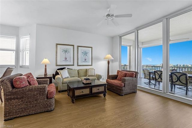 410 Flagship DR # 1101, Naples, FL 34108