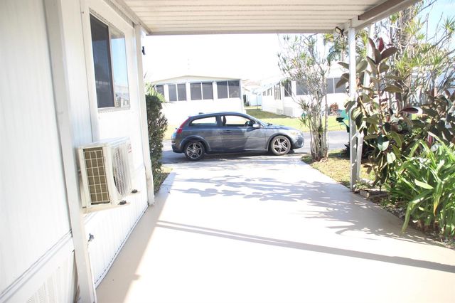 58009 Bahama Bay, Boynton Beach, FL 33436