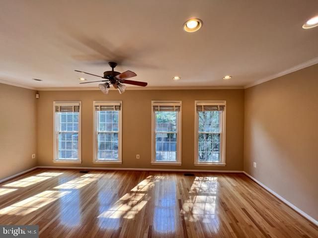 5139 WOODMIRE LN, Alexandria, VA 22311