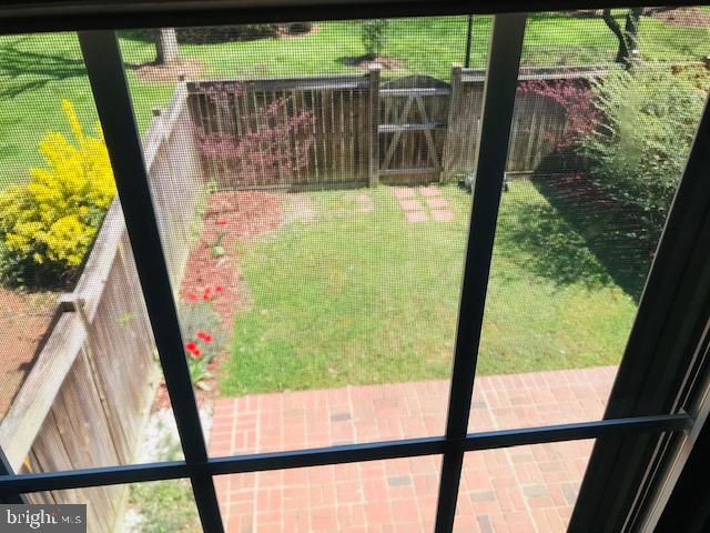 5139 WOODMIRE LN, Alexandria, VA 22311