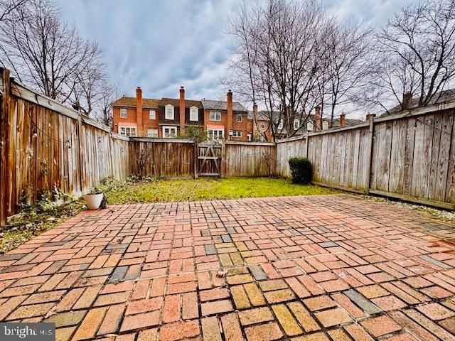 5139 WOODMIRE LN, Alexandria, VA 22311