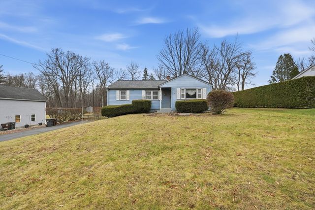 40 Janis Road, Westfield, MA 01085