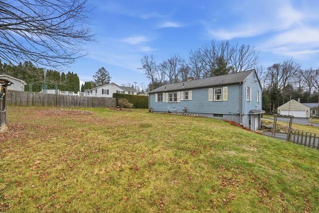 40 Janis Road, Westfield, MA 01085