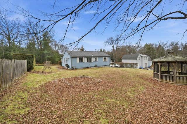 40 Janis Road, Westfield, MA 01085