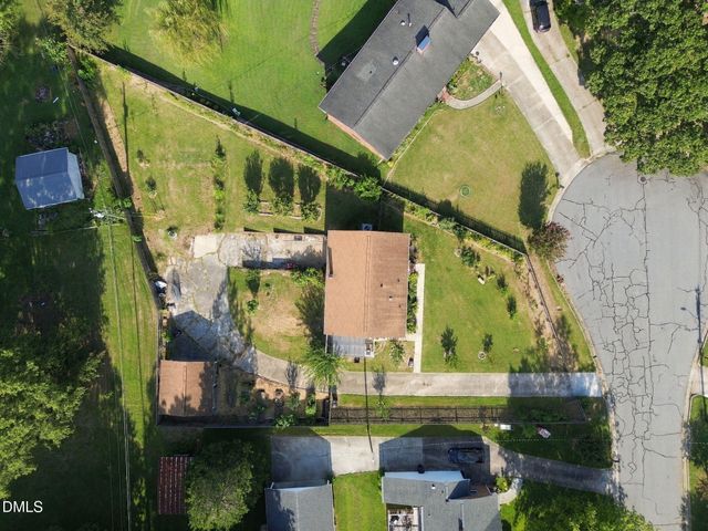 2112 Joyce Court, Burlington, NC 27217