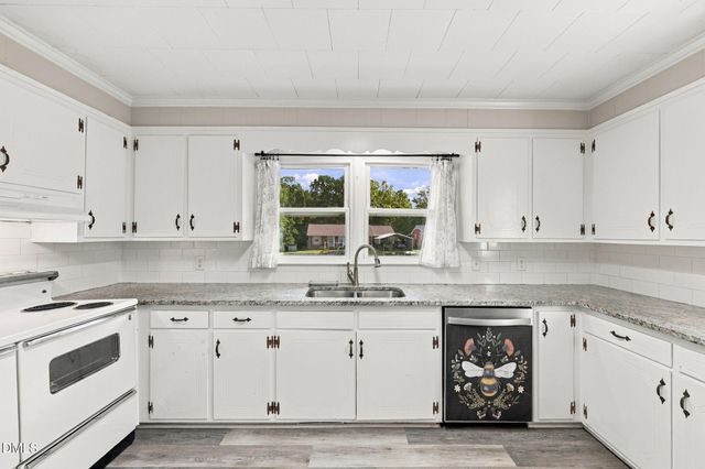 2112 Joyce Court, Burlington, NC 27217