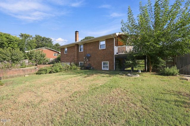 2112 Joyce Court, Burlington, NC 27217