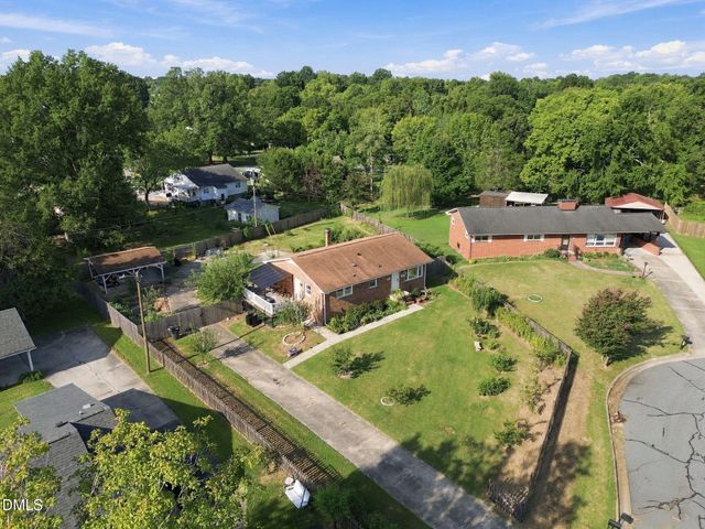 2112 Joyce Court, Burlington, NC 27217