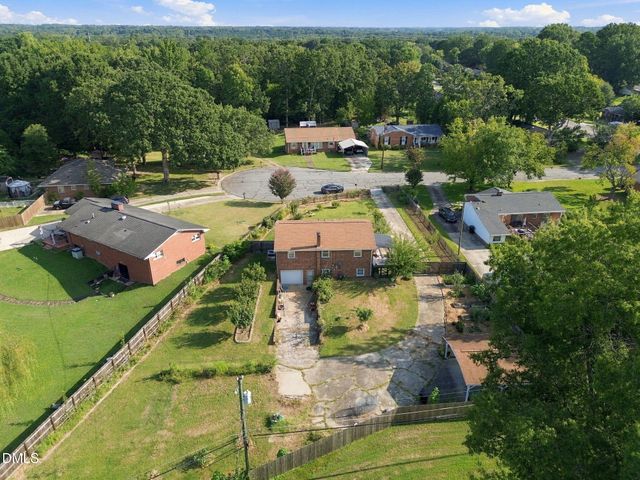 2112 Joyce Court, Burlington, NC 27217